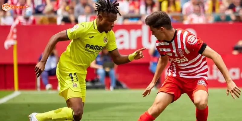 Các cầu thủ pressing quyết liệt trong trận Girona vs Villarreal La Liga