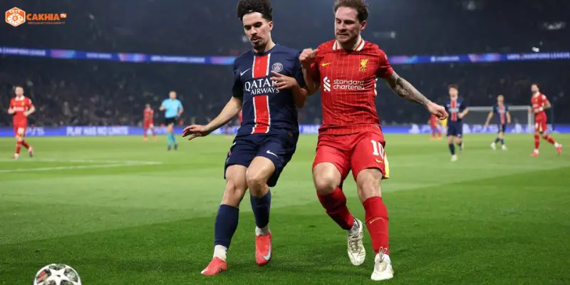 Parc des Princes rực rỡ ánh đèn trước trận Paris Saint-Germain vs Liverpool Champions League